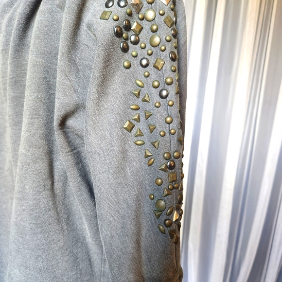 Wet Seal Tops - Oversized studded top